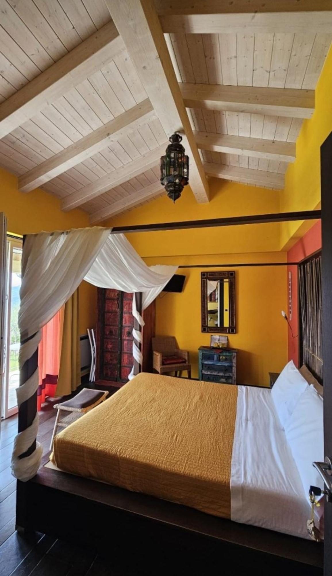 La Cicala Stonata Bed & Breakfast Долчеакуа Екстериор снимка
